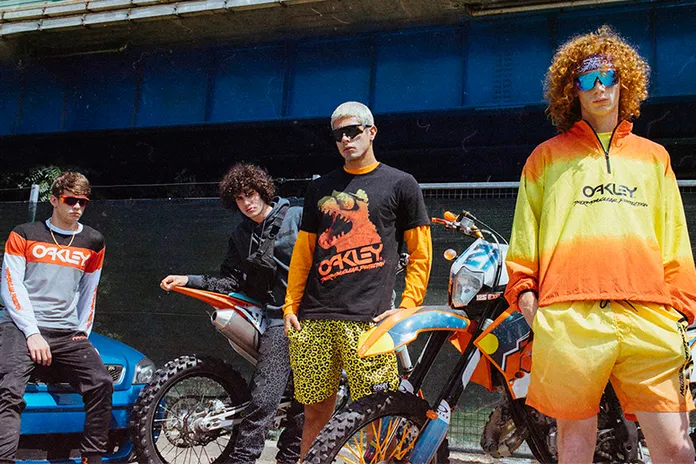 Oakley: феномен популярности спортивных очков