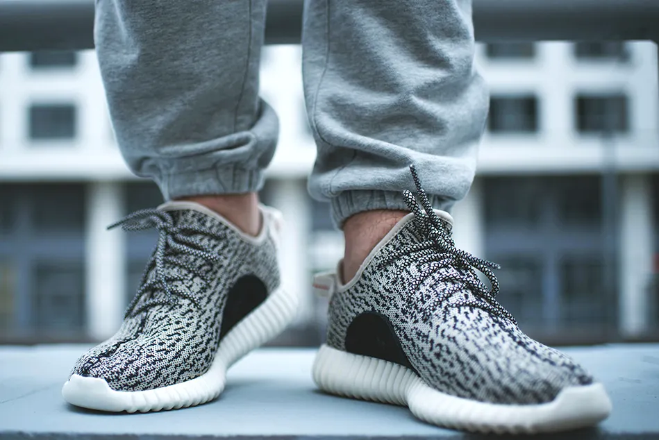 adidas Originals YEEZY BOOST 350 Low