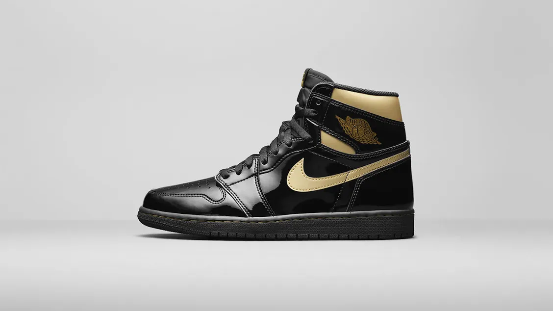 Air Jordan 1 High OG Black/Metallic Gold