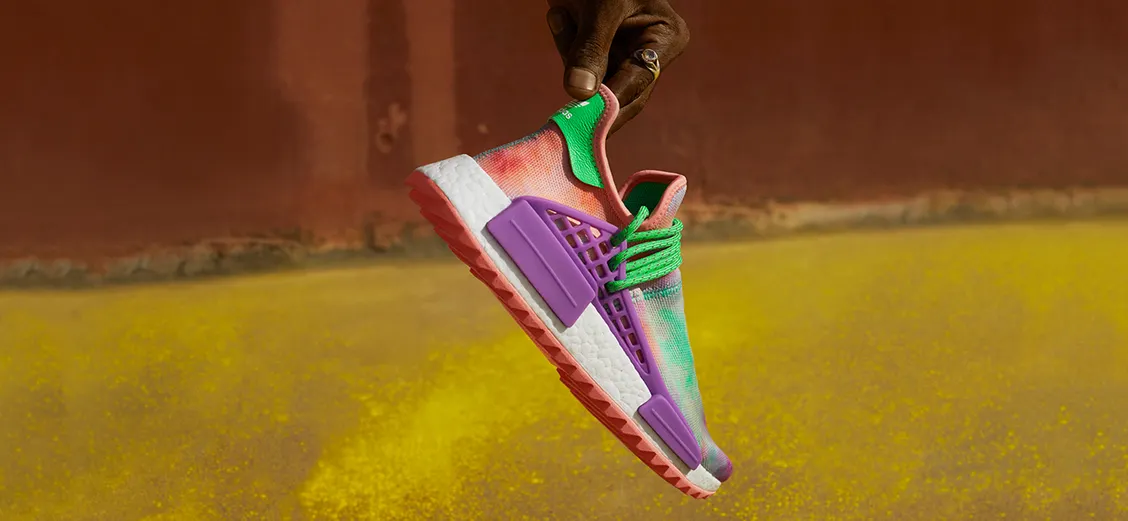 adidas Originals × Pharrell Williams Hu Holi: фестиваль красок