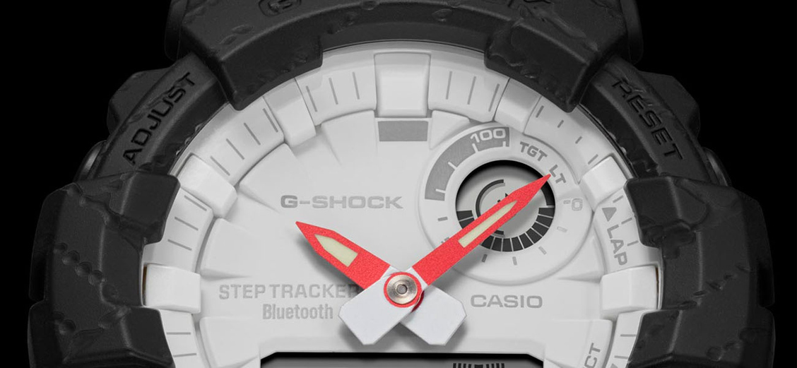 CASIO G-SHOCK × ASICS GBA-800AT-1A: бег на время