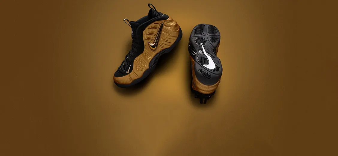 Nike Air Foamposite Pro: золотой металлик