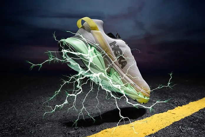 HOKA ONE ONE Elevon 2: комфорт и скорость
