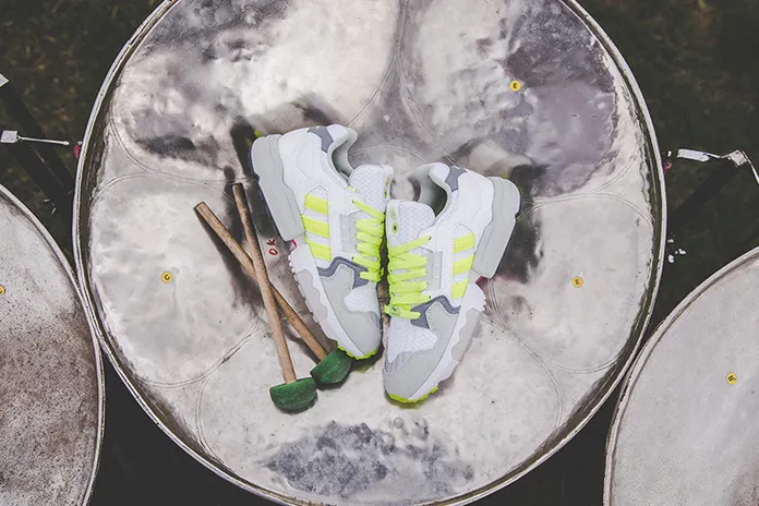 adidas Consortium × Footpatrol ZX Torsion: настроение Лондона
