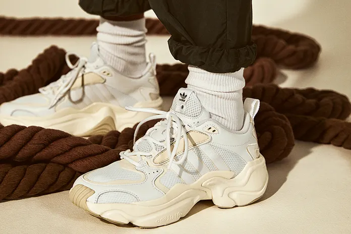 adidas Consortium × Naked Magmur Runner: свой шарм