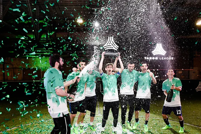 adidas Football: за пределами бутс и мячей
