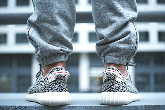adidas Originals YEEZY BOOST 350 Low