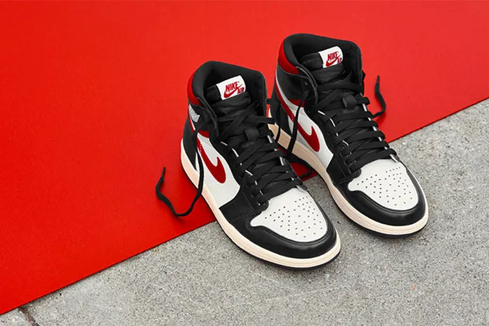 Air Jordan 1 “Gym Red”: простая элегантность