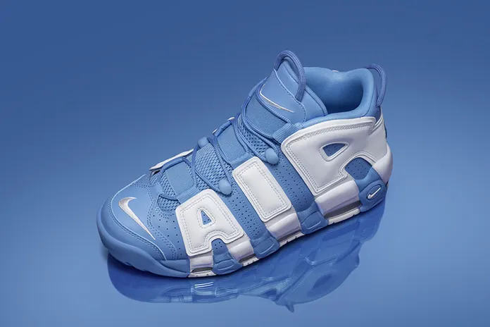 Nike Air More Uptempo '96: контрасты неба