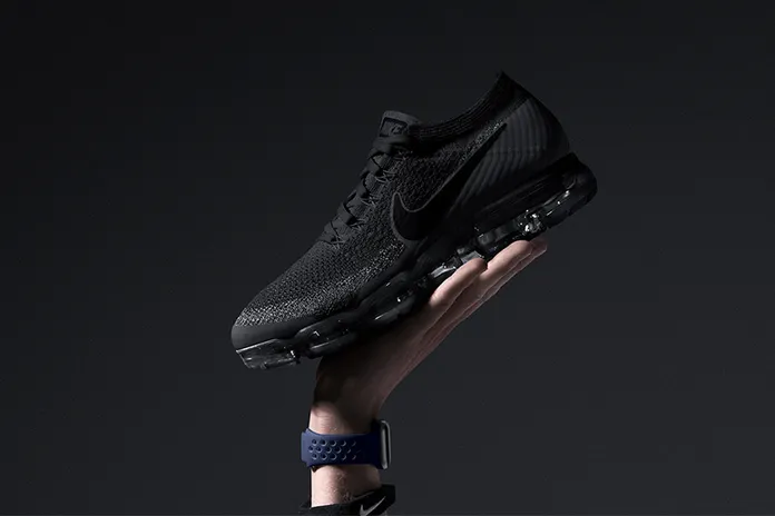 Nike Air VaporMax Cargo Khaki & Triple Black: на тёмной стороне