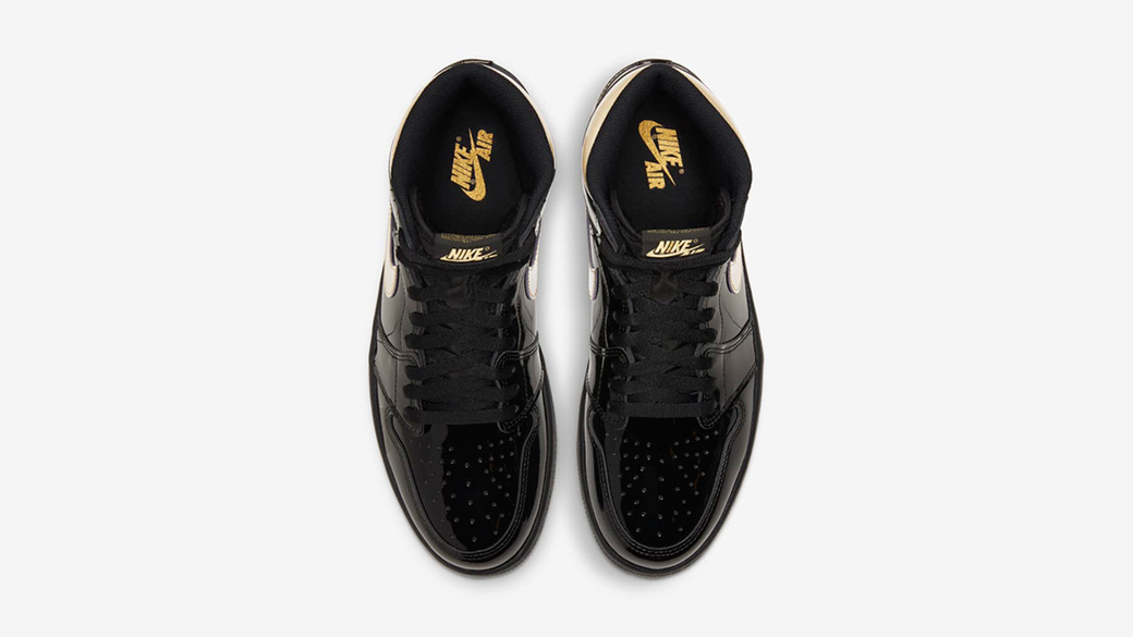 Air Jordan 1 High OG Black/Metallic Gold