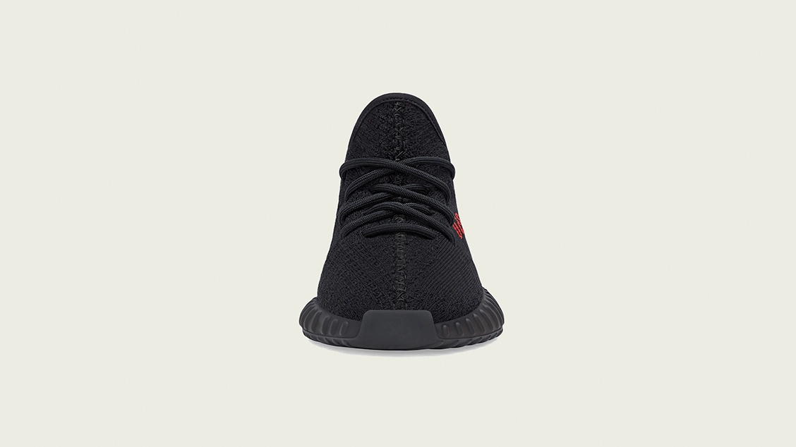 adidas YEEZY BOOST 350 V2 CORE BLACK/RED история модели кроссовок