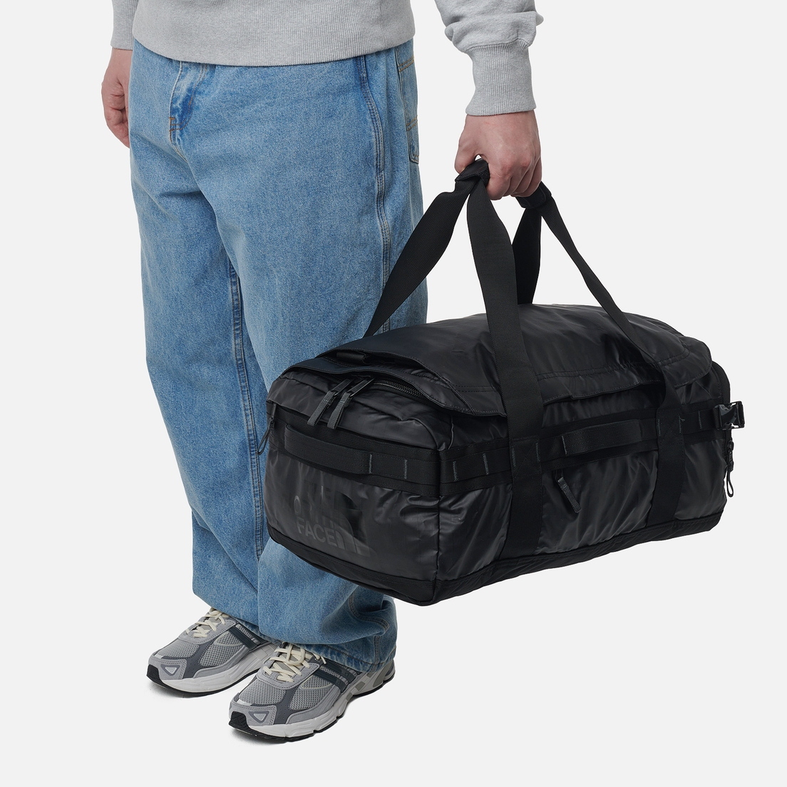 The North Face Дорожная сумка Base Camp Voyager Duffel S
