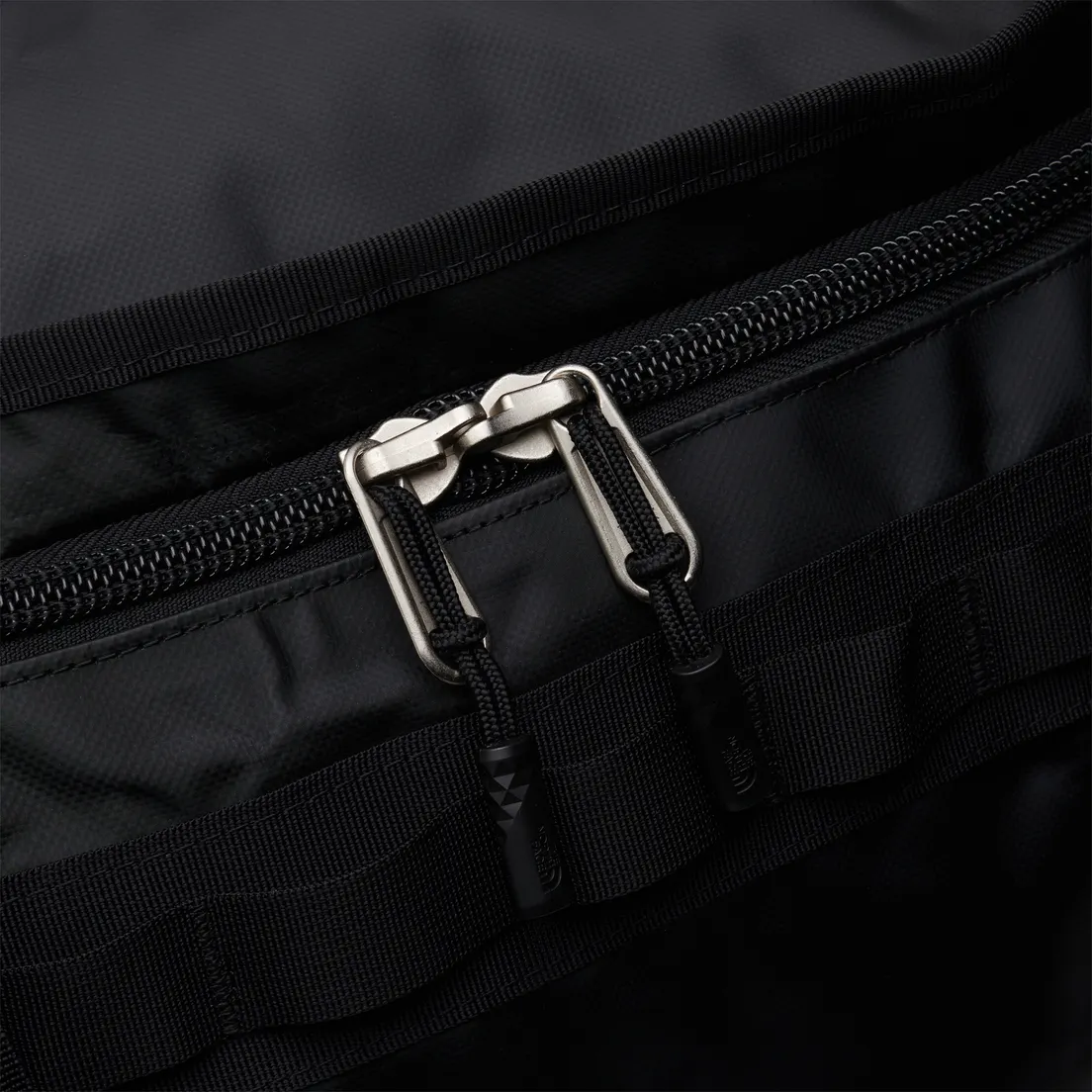 The North Face Дорожная сумка Base Camp Duffel M