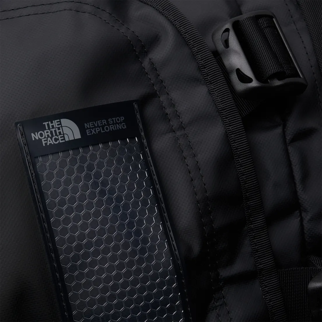 The North Face Дорожная сумка Base Camp Duffel M