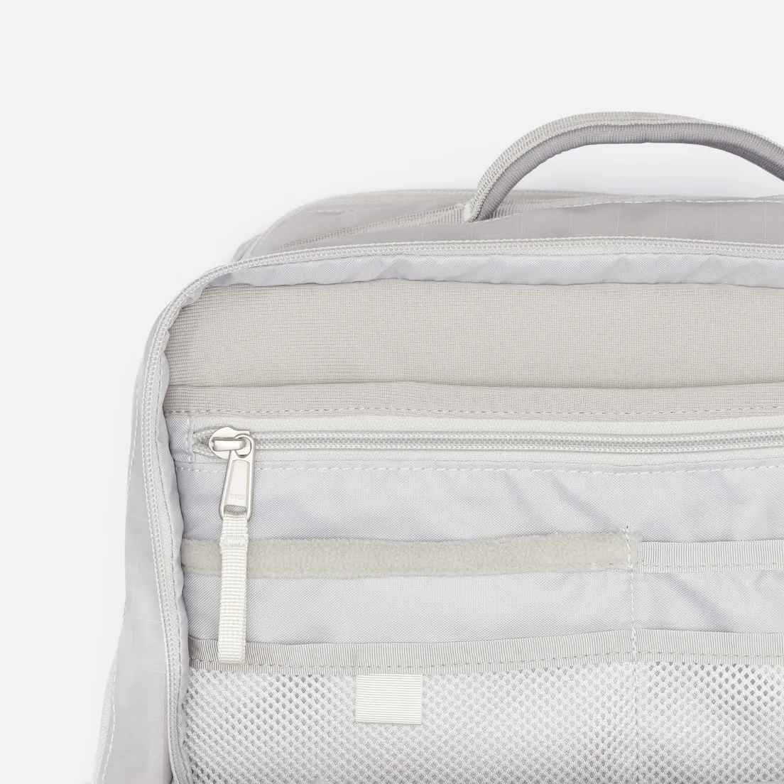 The North Face Рюкзак Base Camp Voyager Daypack M