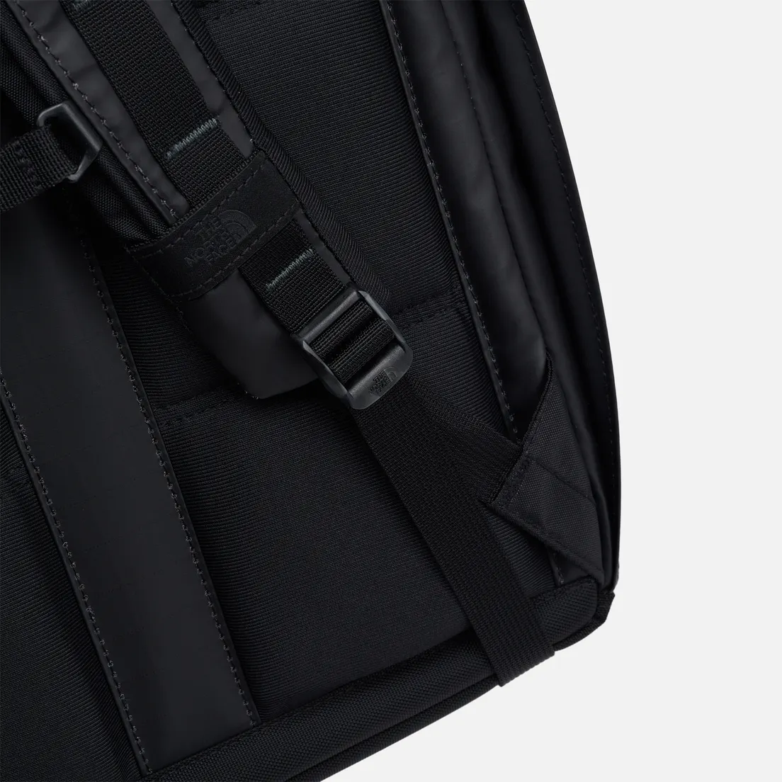 The North Face Рюкзак Base Camp Voyager Daypack M