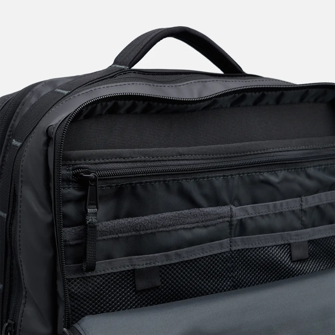 The North Face Рюкзак Base Camp Voyager Daypack M