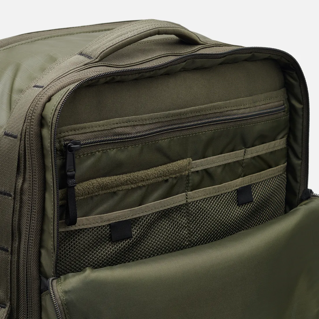 The North Face Рюкзак Base Camp Voyager Daypack L