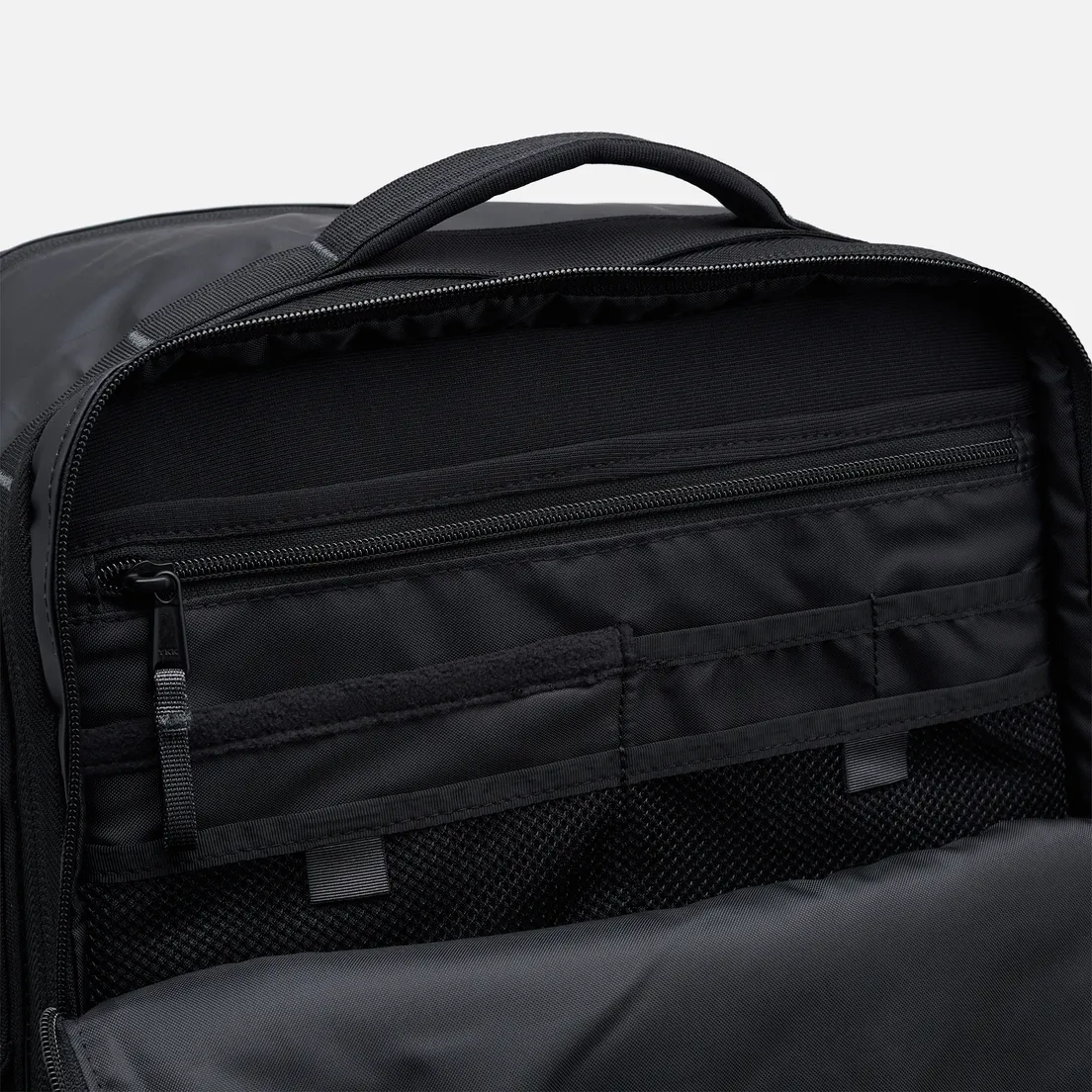 The North Face Рюкзак Base Camp Voyager Daypack L