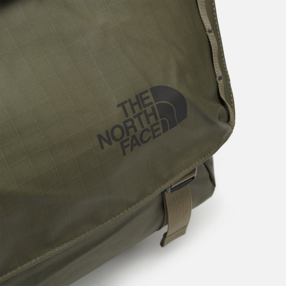 The North Face Сумка Base Camp Voyager Messenger