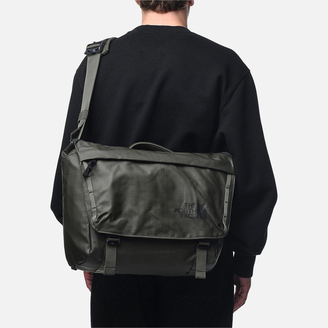 The North Face Сумка Base Camp Voyager Messenger