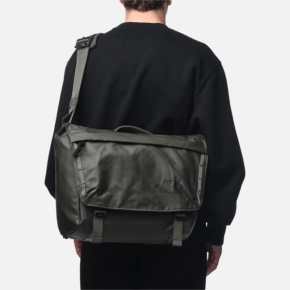 The North Face Сумка Base Camp Voyager Messenger