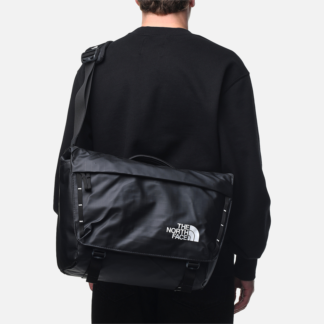 The North Face Сумка Base Camp Voyager Messenger