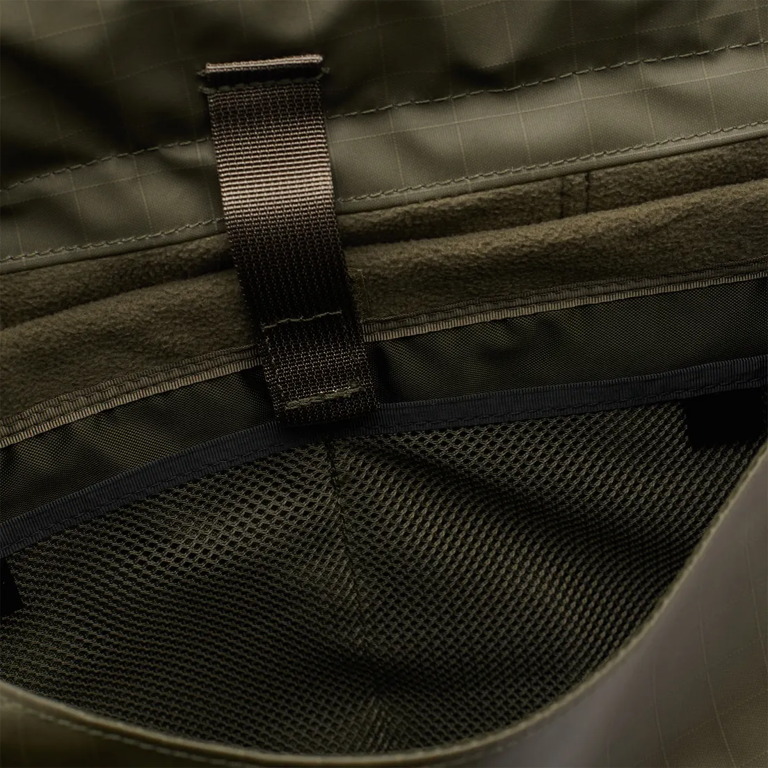 The North Face Сумка Base Camp Voyager Messenger