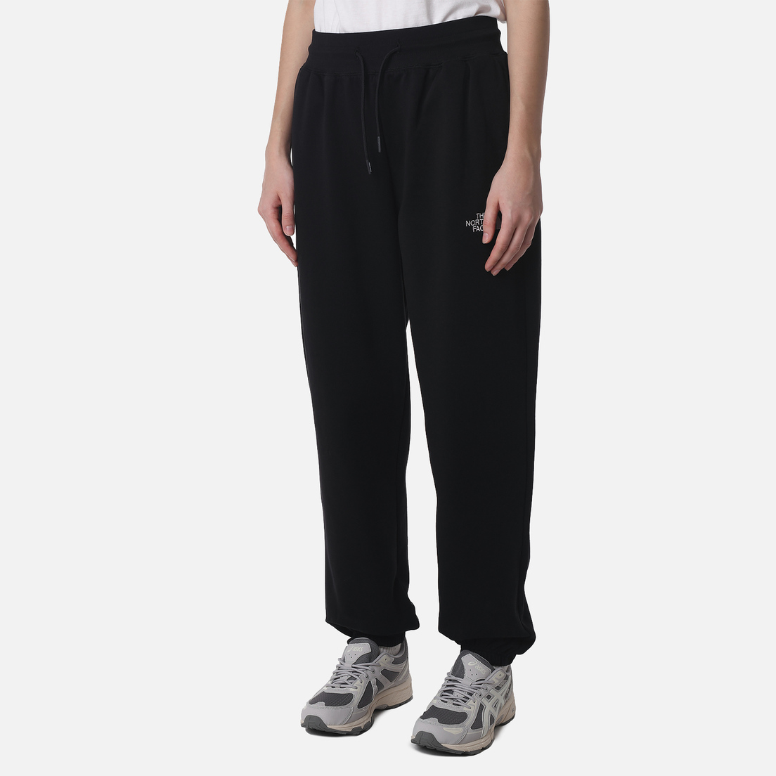 The North Face Женские брюки Essential Relaxed Straight Joggers