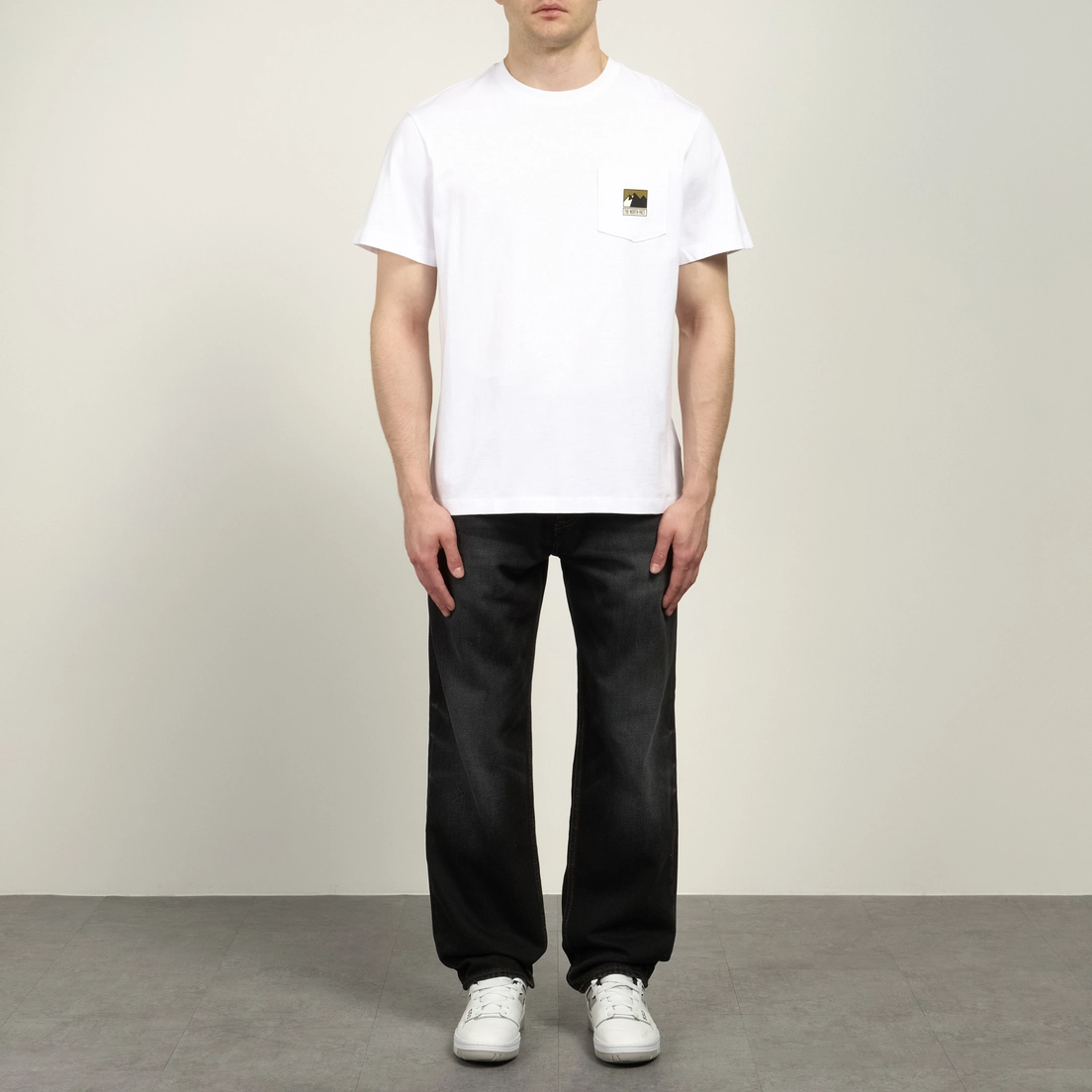 The North Face Мужская футболка Mountain Logo Relaxed