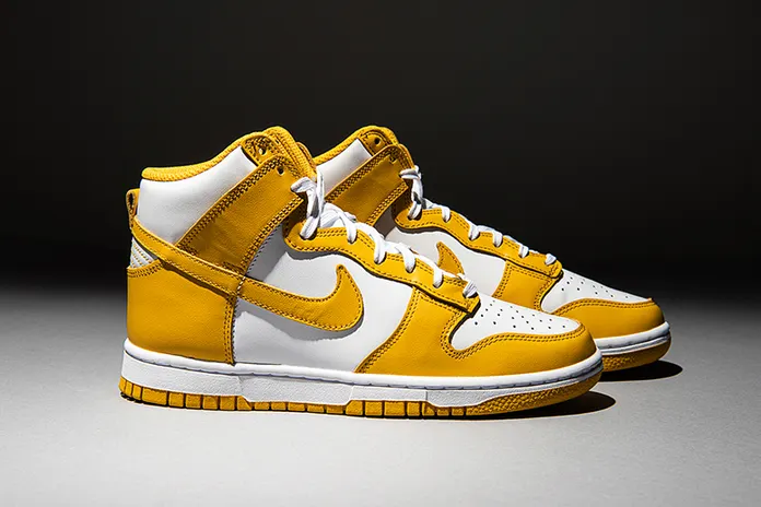 Nike Dunk High Dark Sulfur WMNS: минеральные оттенки
