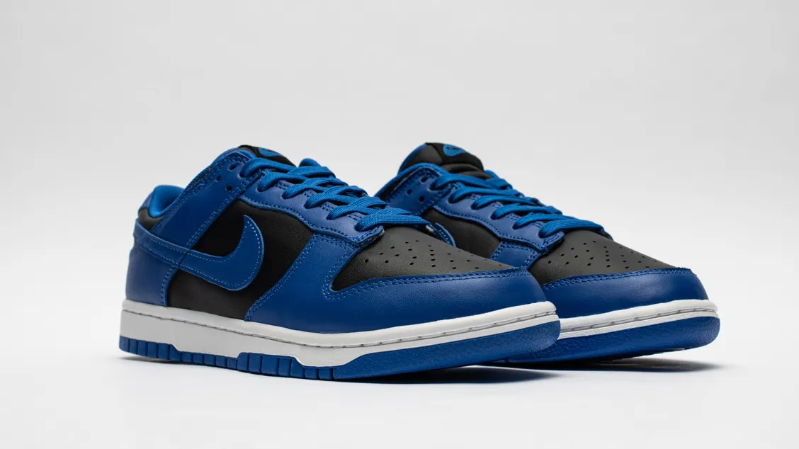 Nike Dunk Low Retro Hyper Cobalt: колледжный стиль