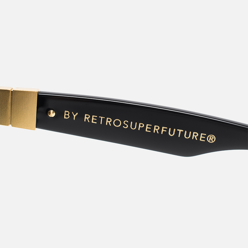 RETROSUPERFUTURE Солнцезащитные очки Classic