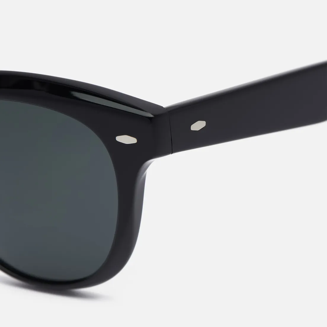 Oliver Peoples Солнцезащитные очки Nino Polarized