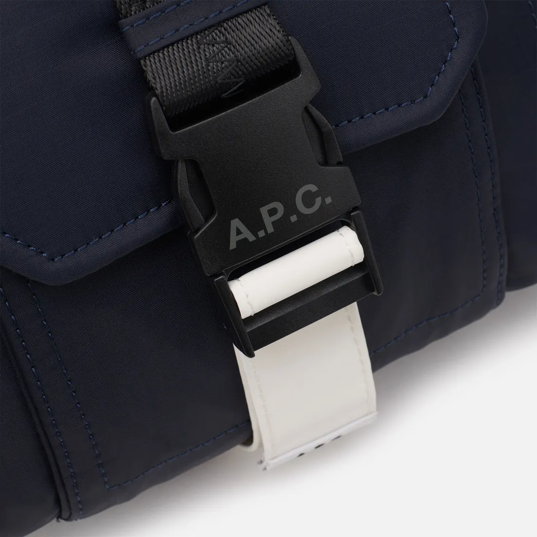 A.P.C. Сумка Trek Bum