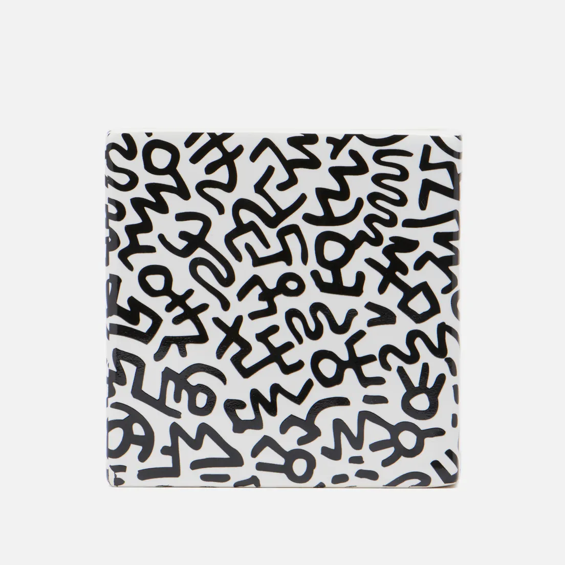 Ligne Blanche Ароматическая свеча Keith Haring Black Pattern