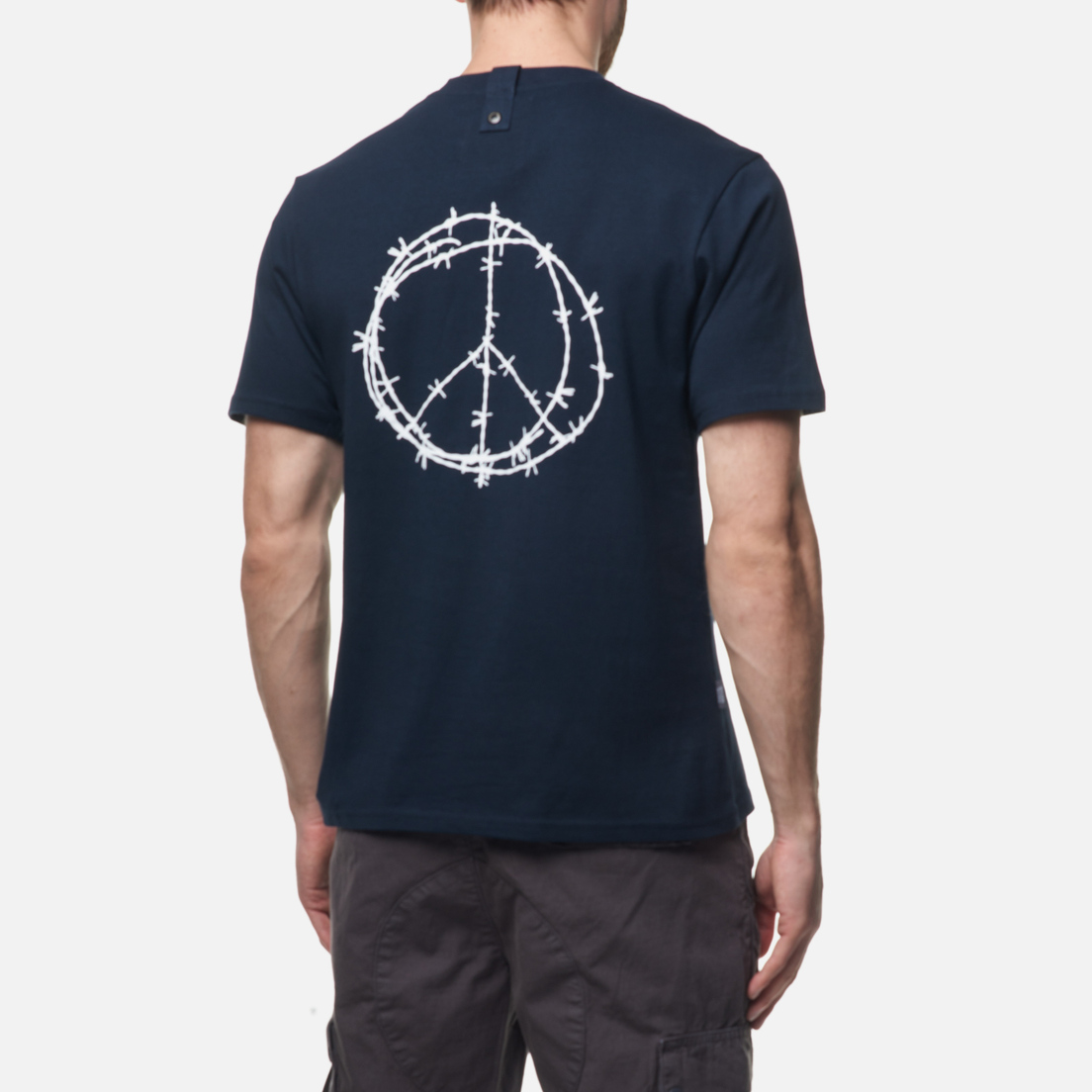 Peaceful Hooligan Мужская футболка No Peace
