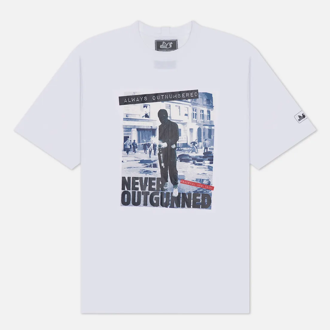 Peaceful Hooligan Мужская футболка Never Outgunned