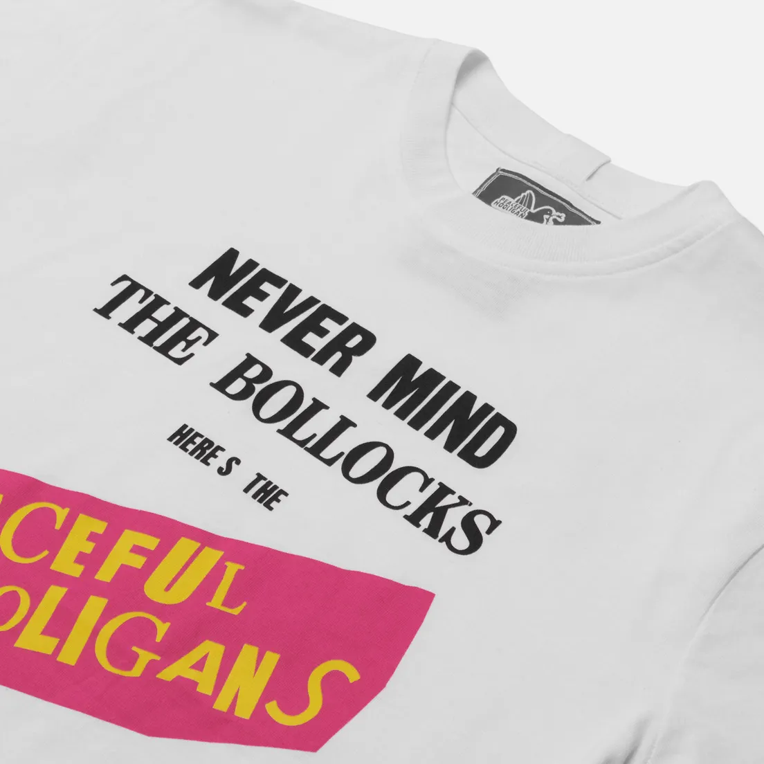 Peaceful Hooligan Мужская футболка Never Mind