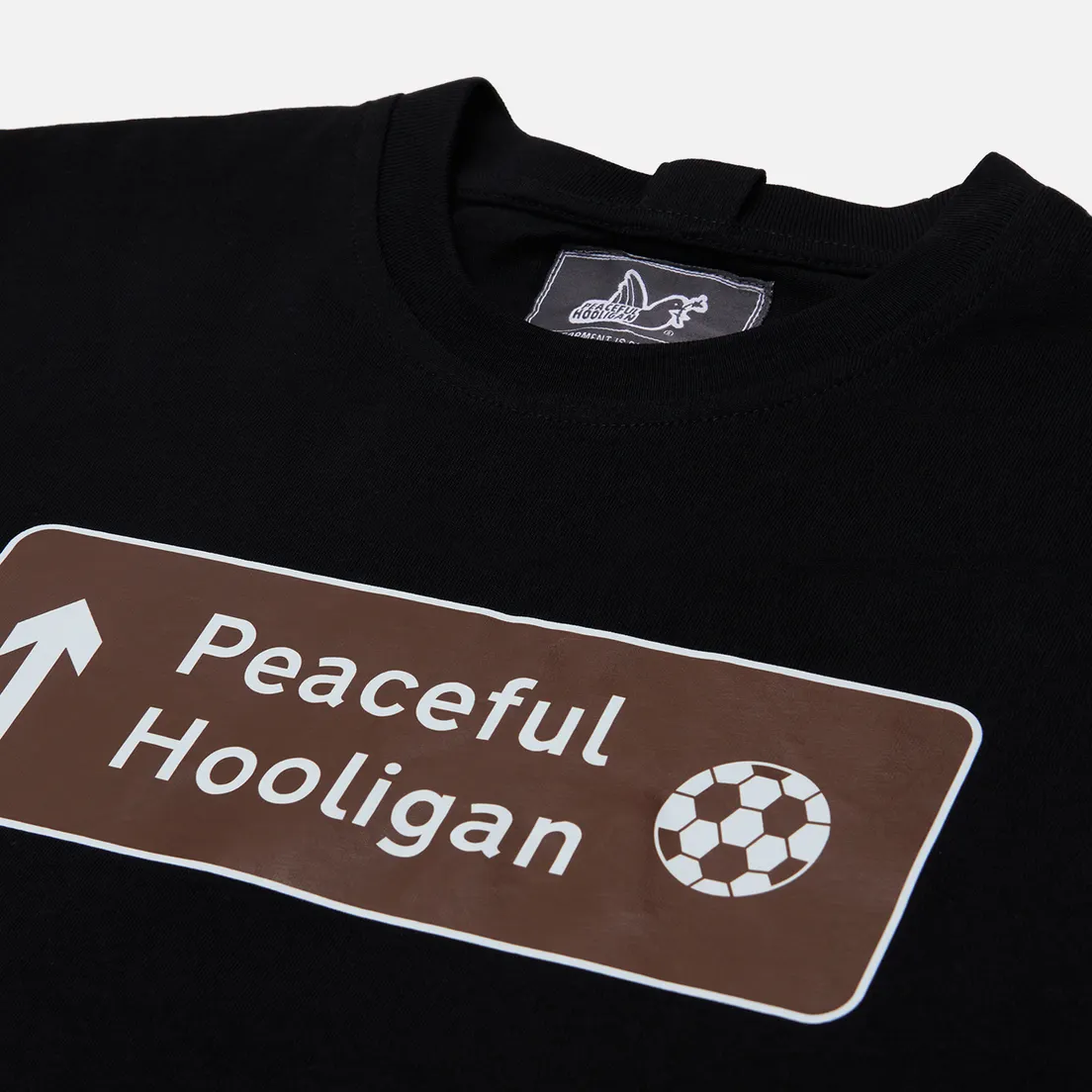 Peaceful Hooligan Мужская футболка Directions