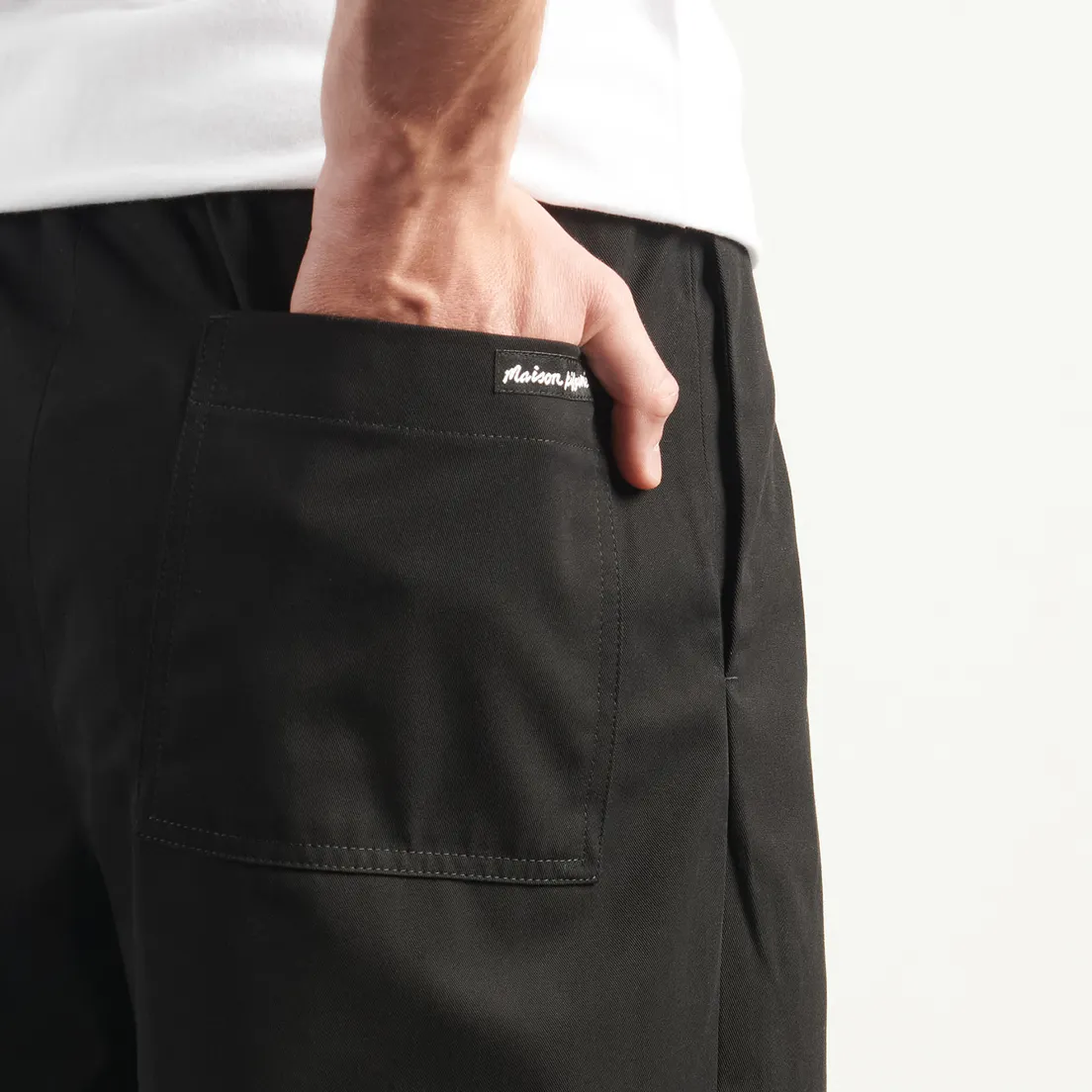 Maison Kitsune Мужские брюки Cropped Pleated