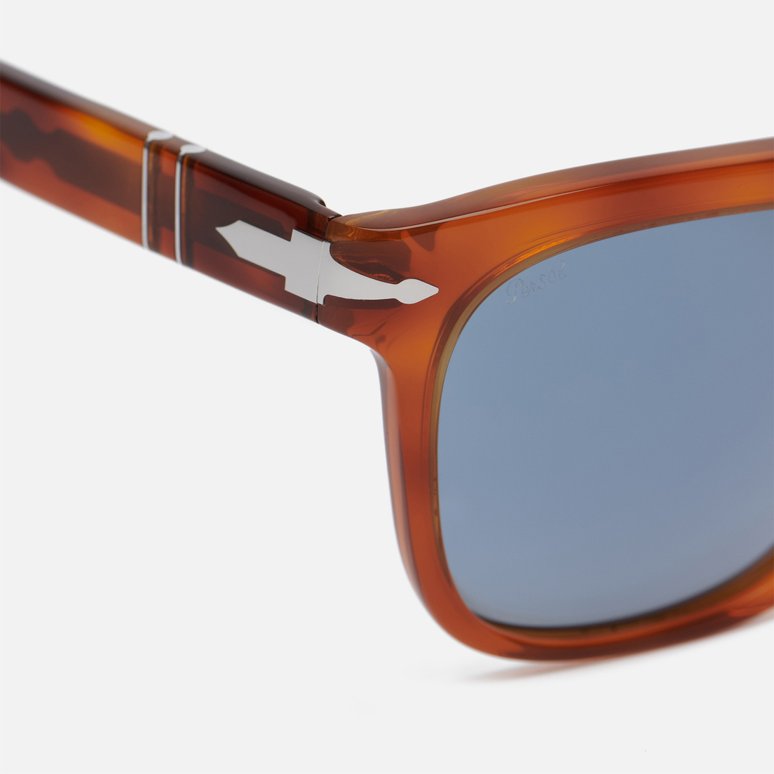 Persol Солнцезащитные очки PO3323S