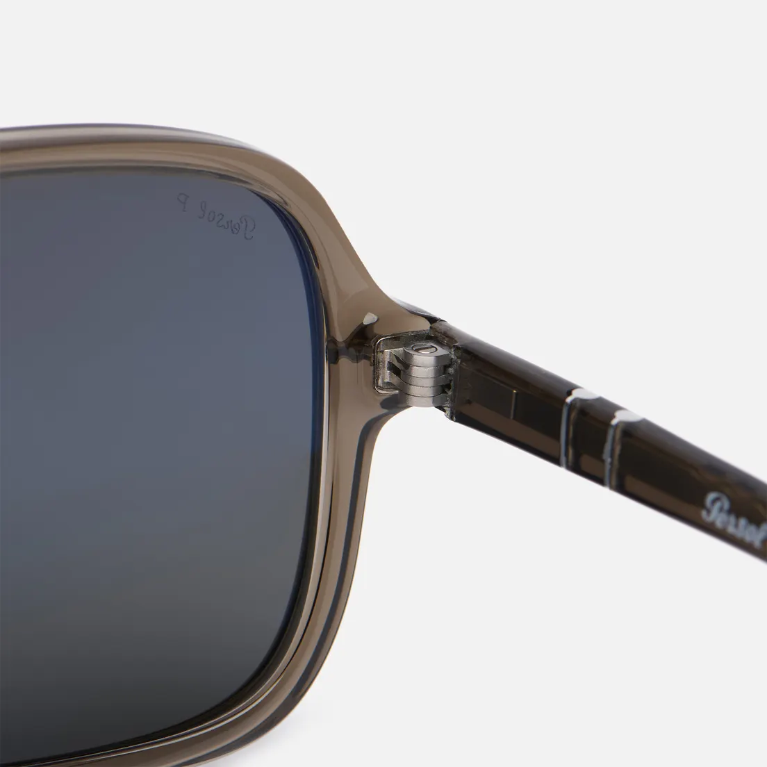 Persol Солнцезащитные очки PO3328S Polarized