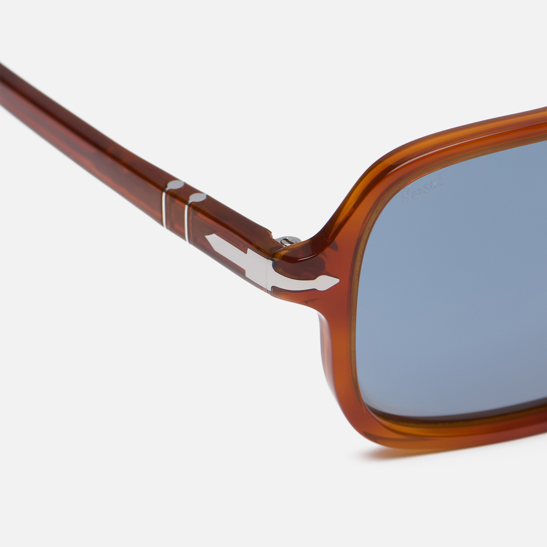 Persol Солнцезащитные очки PO3328S