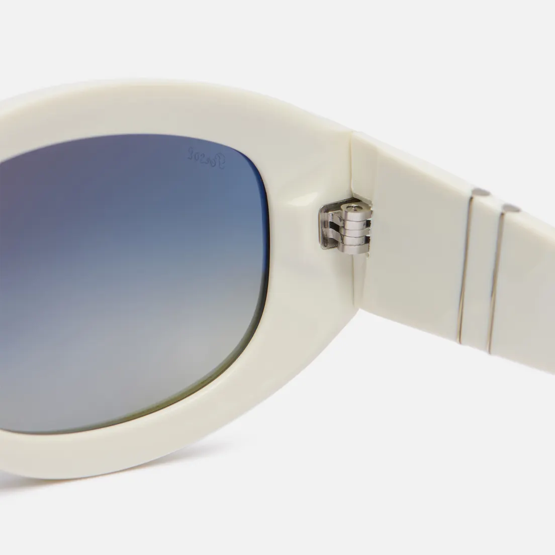 Persol Солнцезащитные очки PO3335S