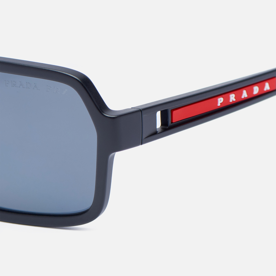 Prada Linea Rossa Солнцезащитные очки 01XS DG002G Polarized