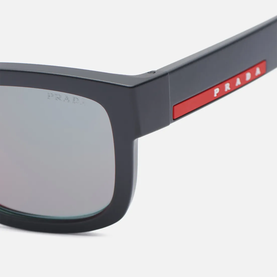 Prada Linea Rossa Солнцезащитные очки 01ZS DG008F