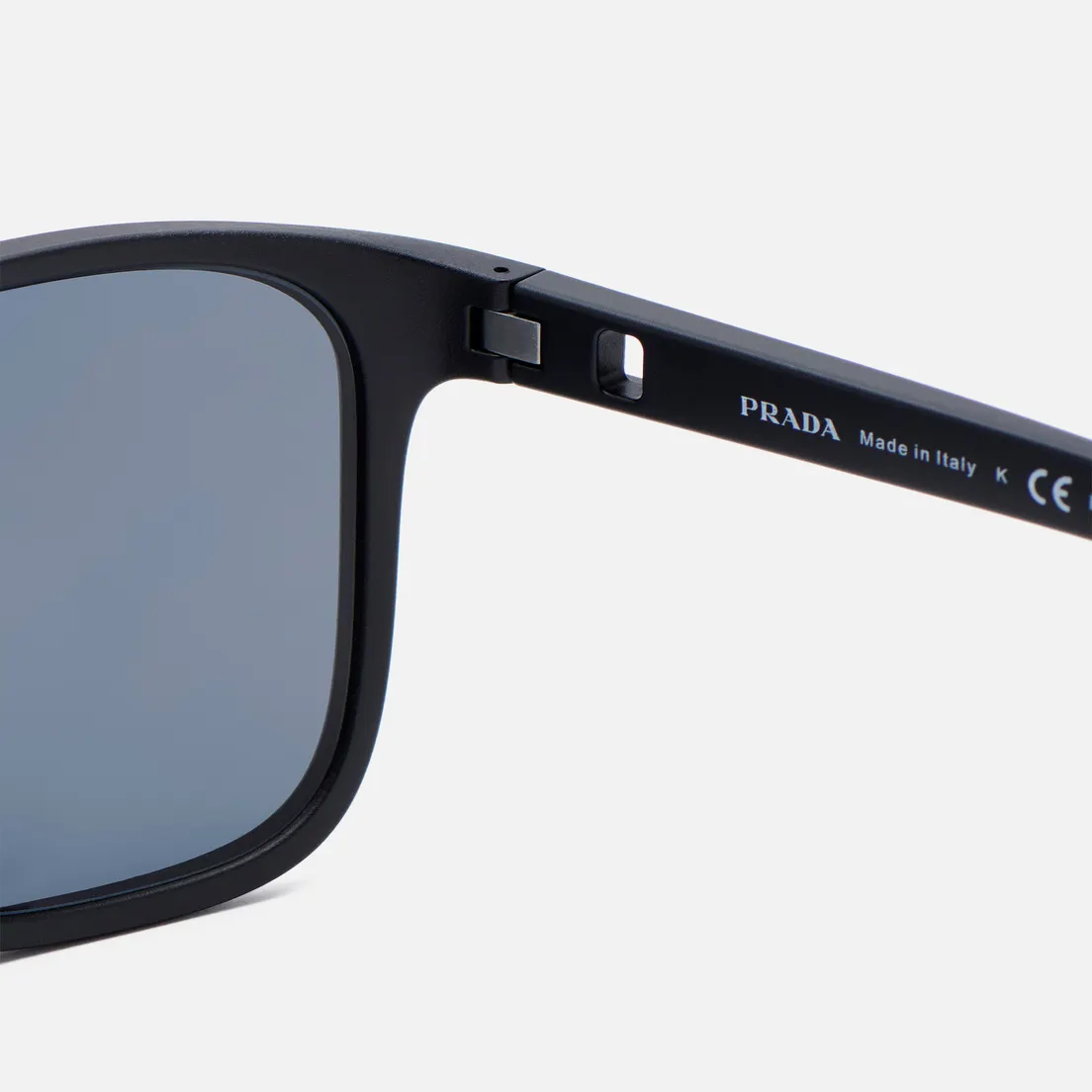 Prada Linea Rossa Солнцезащитные очки 02WS DG002G Polarized