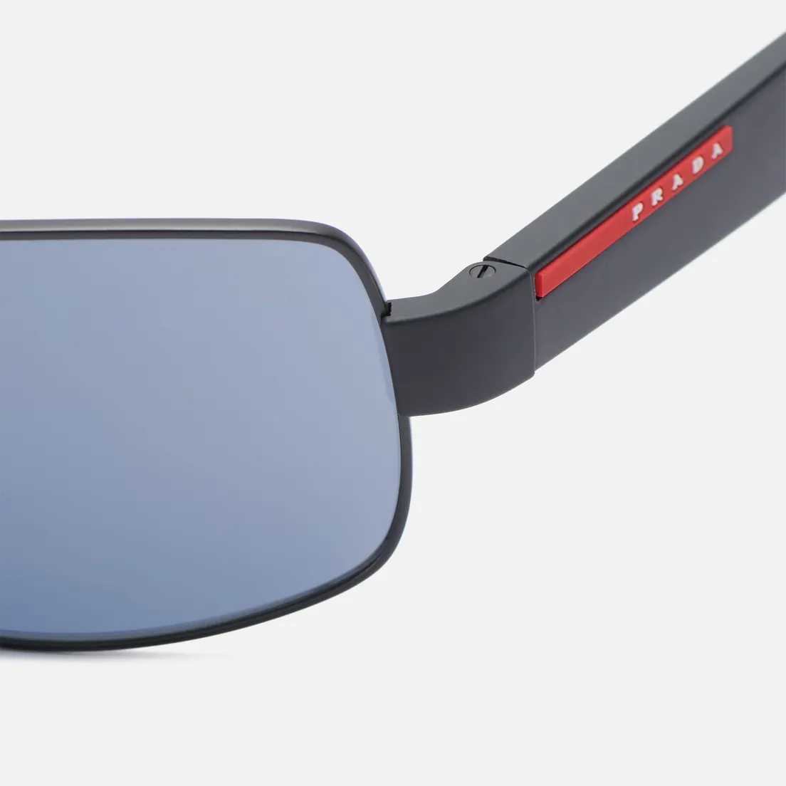 Prada Linea Rossa Солнцезащитные очки 50ZS 1BO09R